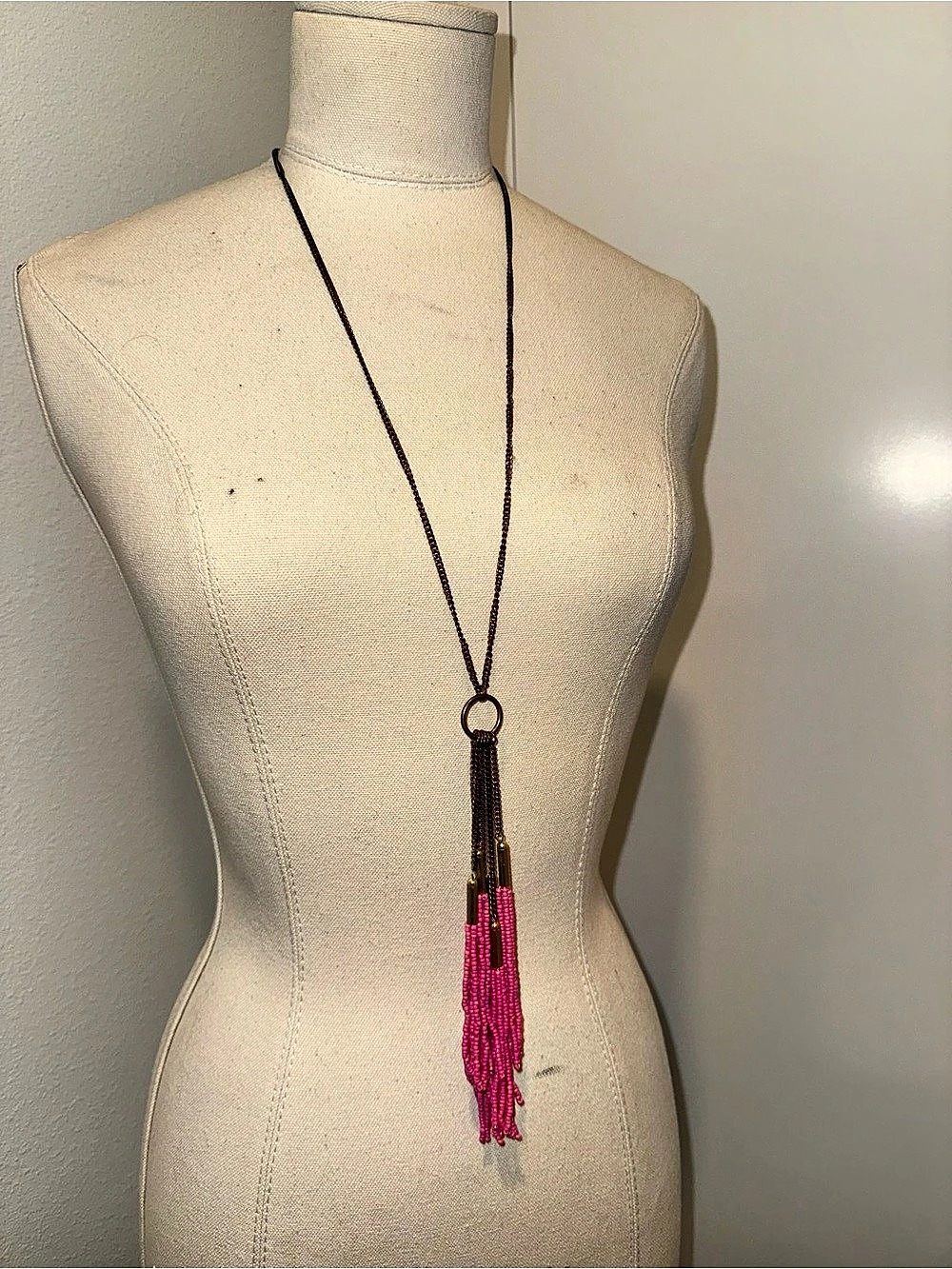Francesca’s Beaded Tassel Necklace in Pink & Brown